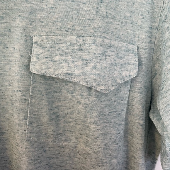 Men’s Mission Ombré Heathered Blue to Black T-Shirt Chest pockets slim fit large - Picture 5 of 9